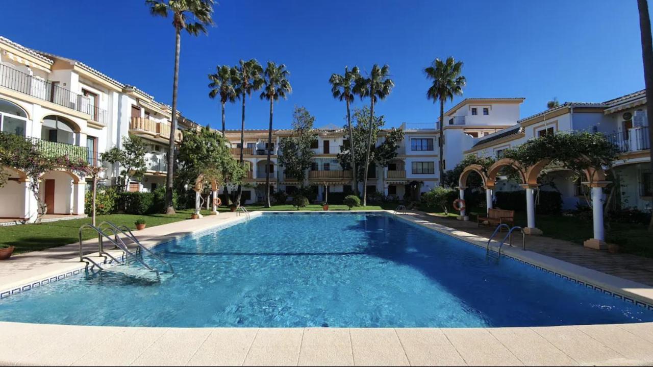 Lovely Apartment In Denia; El Patio Exterior photo