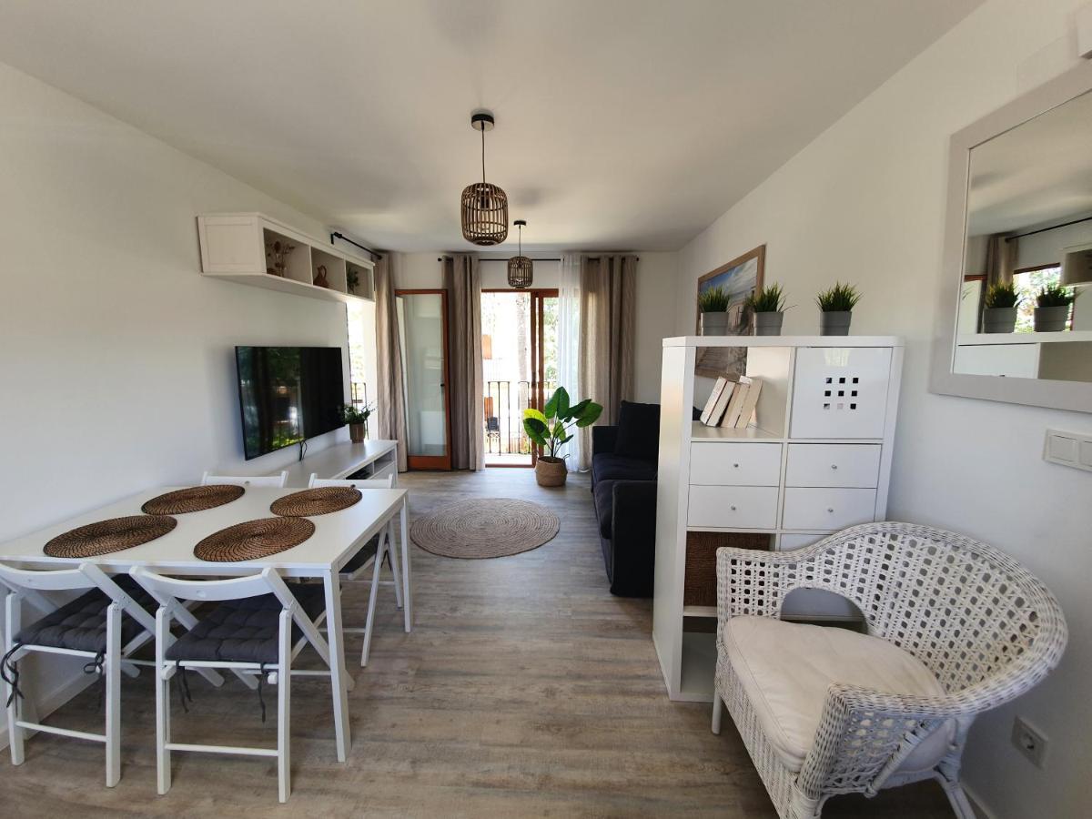 Lovely Apartment In Denia; El Patio Exterior photo